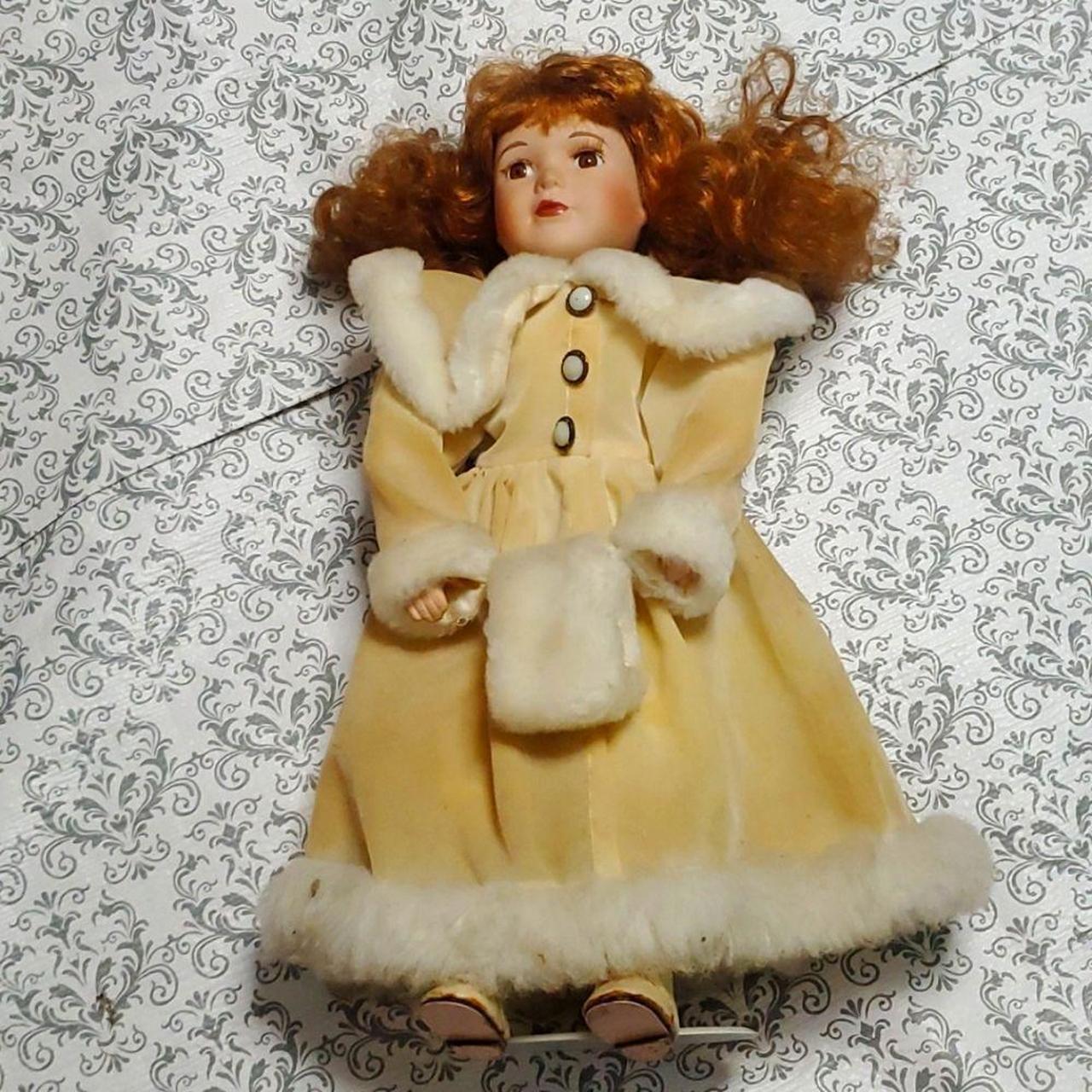 Emily elizabeth hot sale 2001 porcelain doll