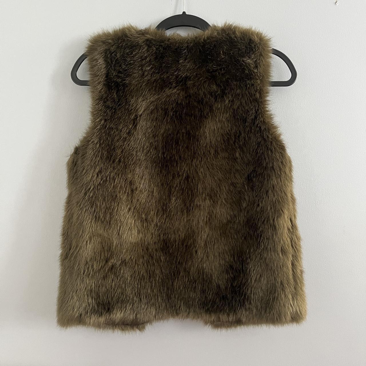 Grey fur clearance gilet topshop