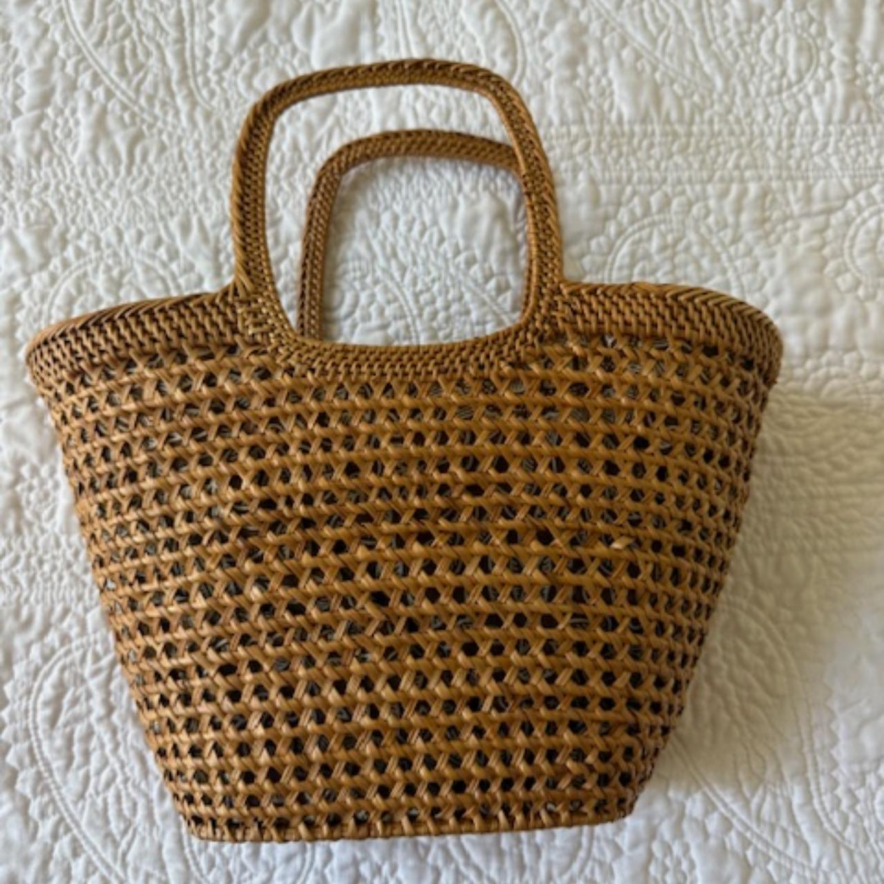 item listed by lulustyle86