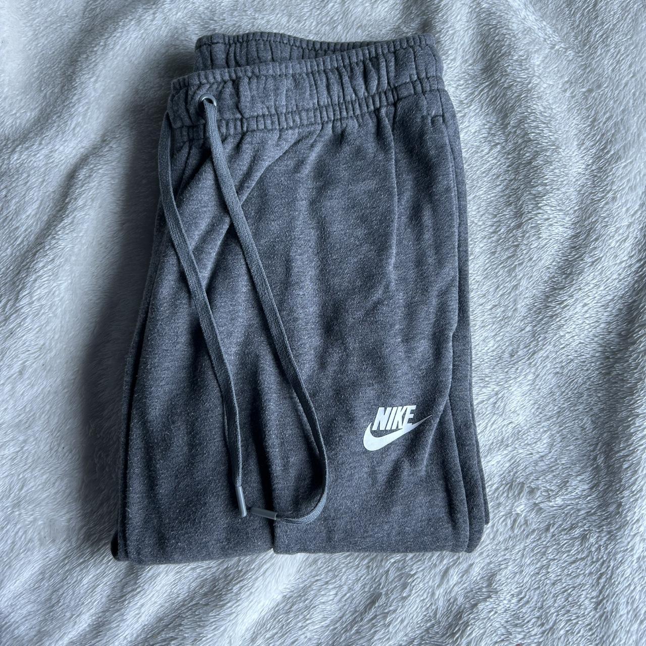 item listed by miahudson0