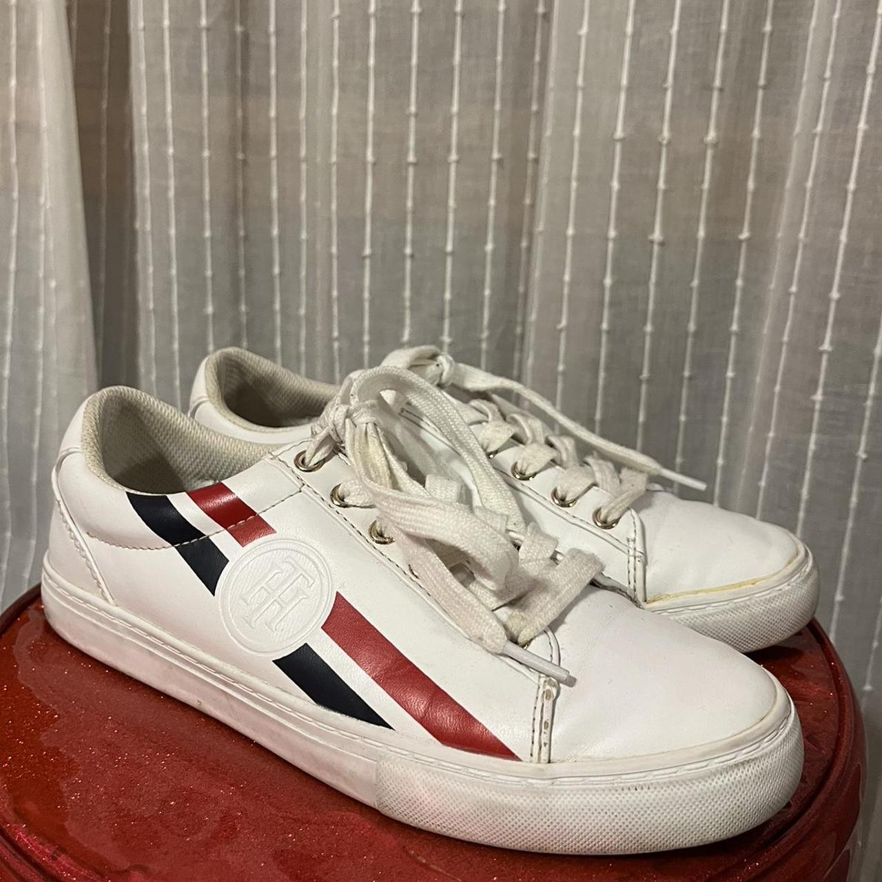 Tommy Hilfiger Women's White and Red Trainers (2)