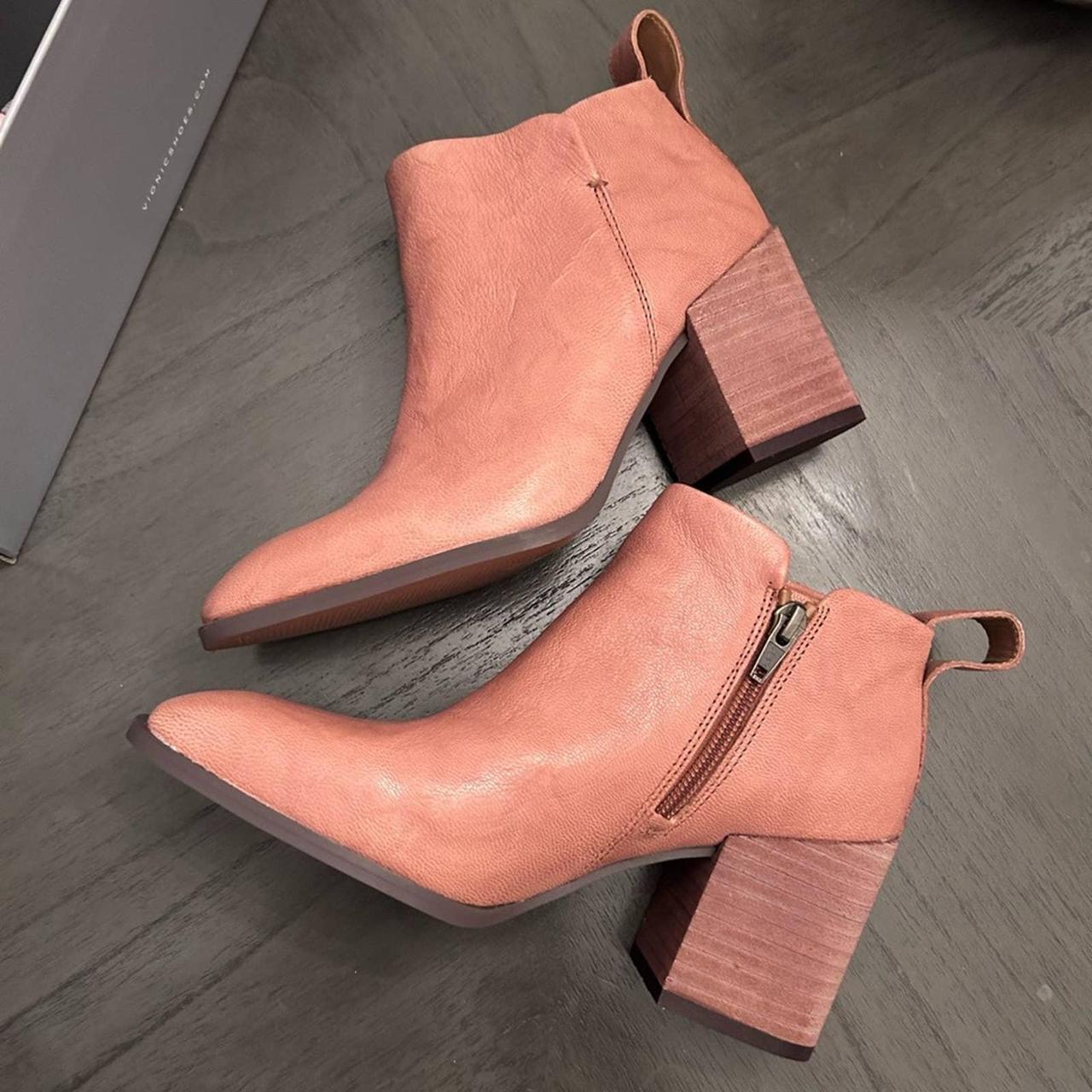 Women's Brown Boots Depop