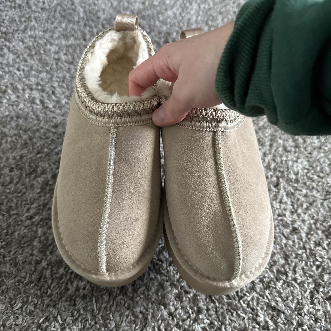 item listed by lilyloooll