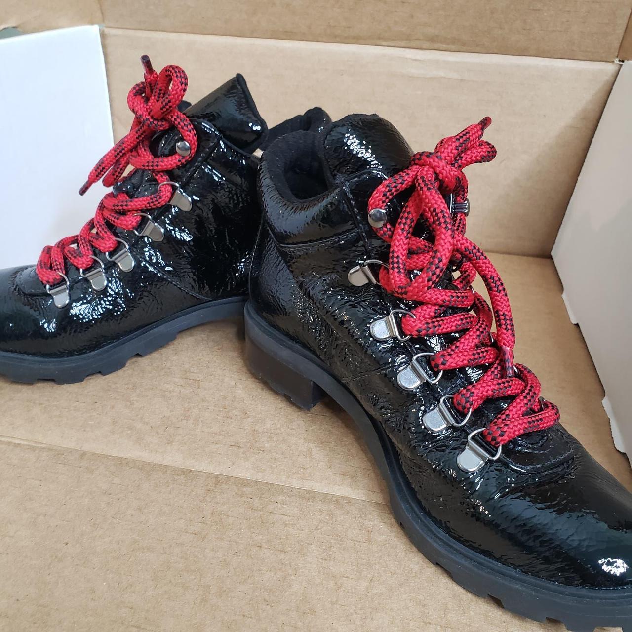 Hiking boots best sale size 5.5