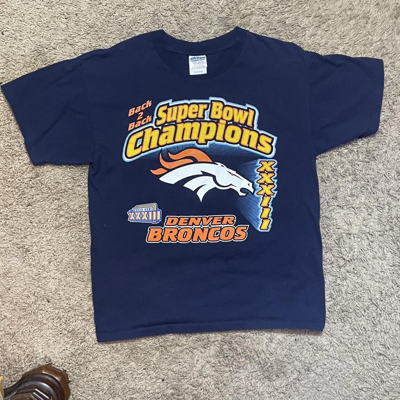 Men's Vintage Denver Broncos Graphic Tee, Men's Tops