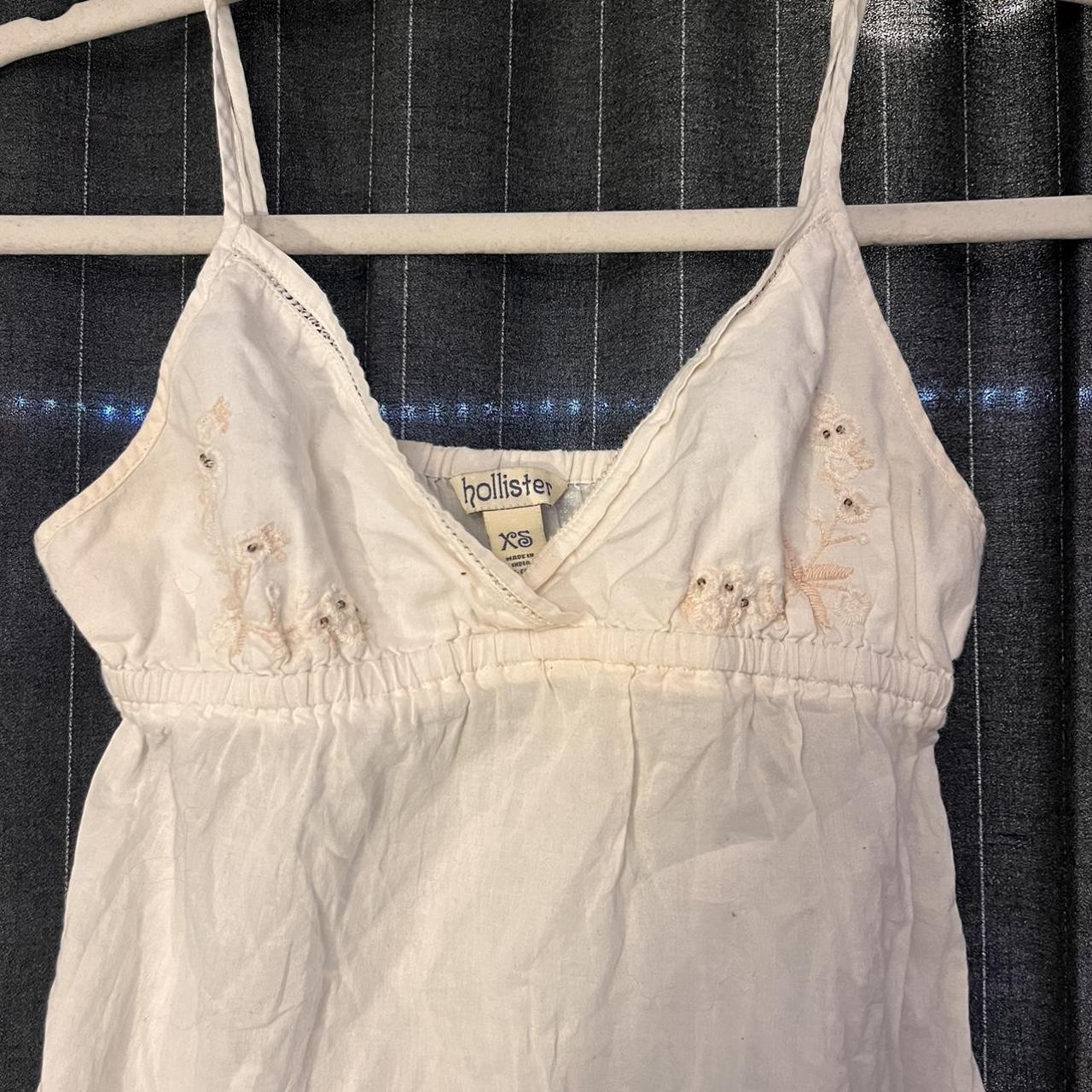 Hollister Co. Women's White and Pink Vest | Depop