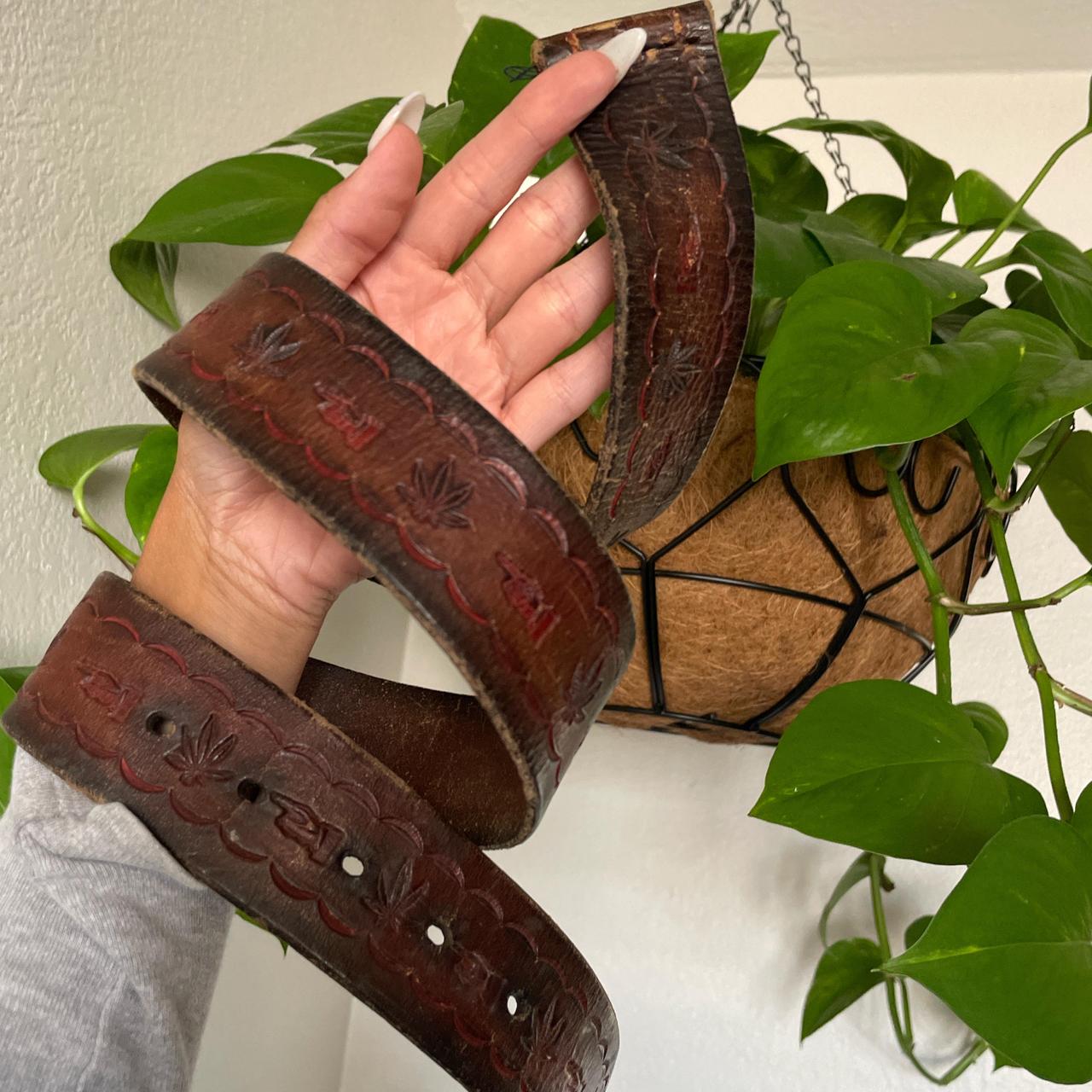 far out authentic 70s vintage brown leather belt...