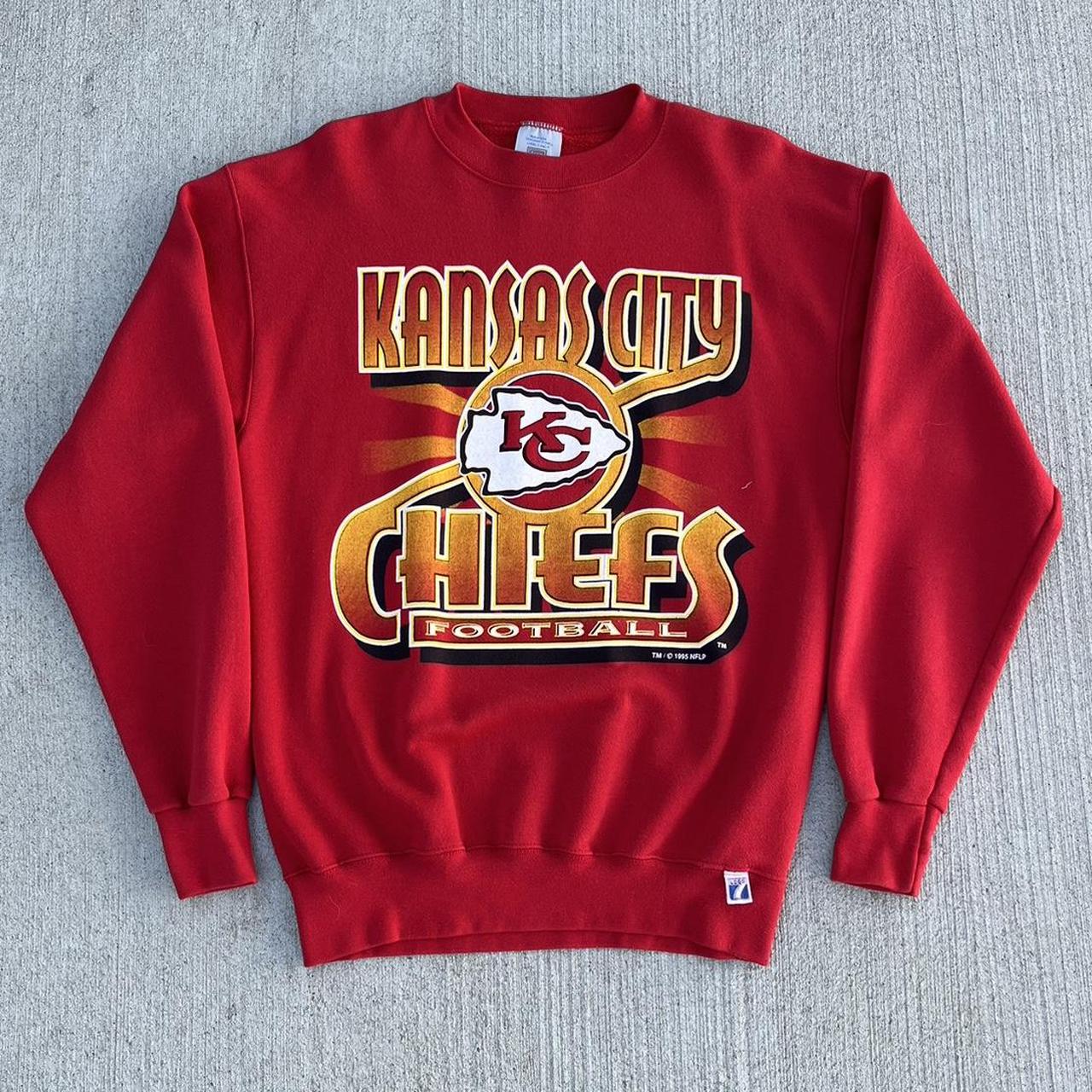 90's Vintage Chiefs crewneck. Nice 1995 graphic on a - Depop