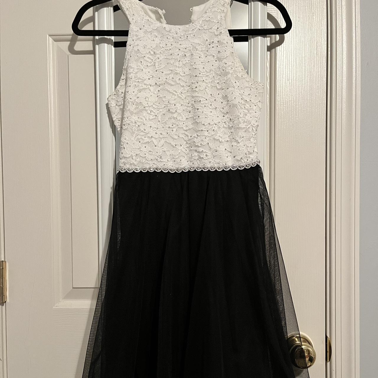 item listed by claireethomm