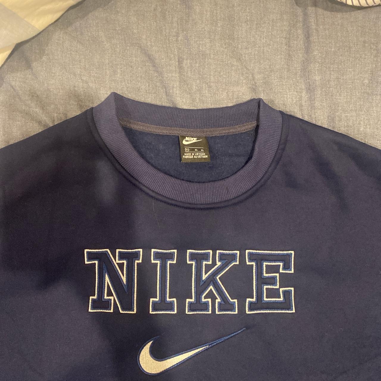 Nike Men's Navy Sweatshirt Depop