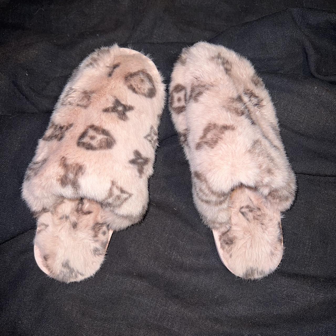 LV Fluffy Slippers
