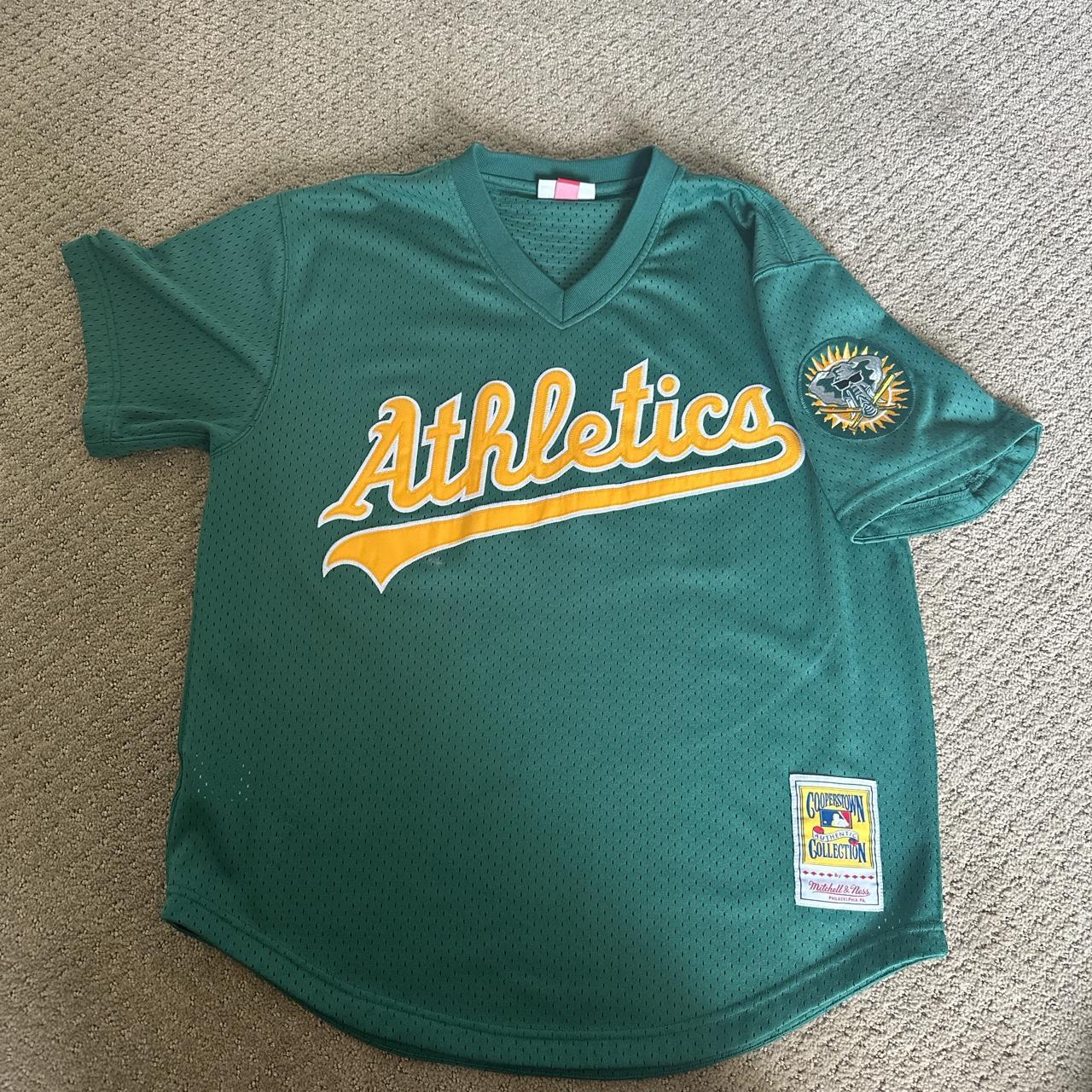 mitchell-ness-men-s-shirt-depop