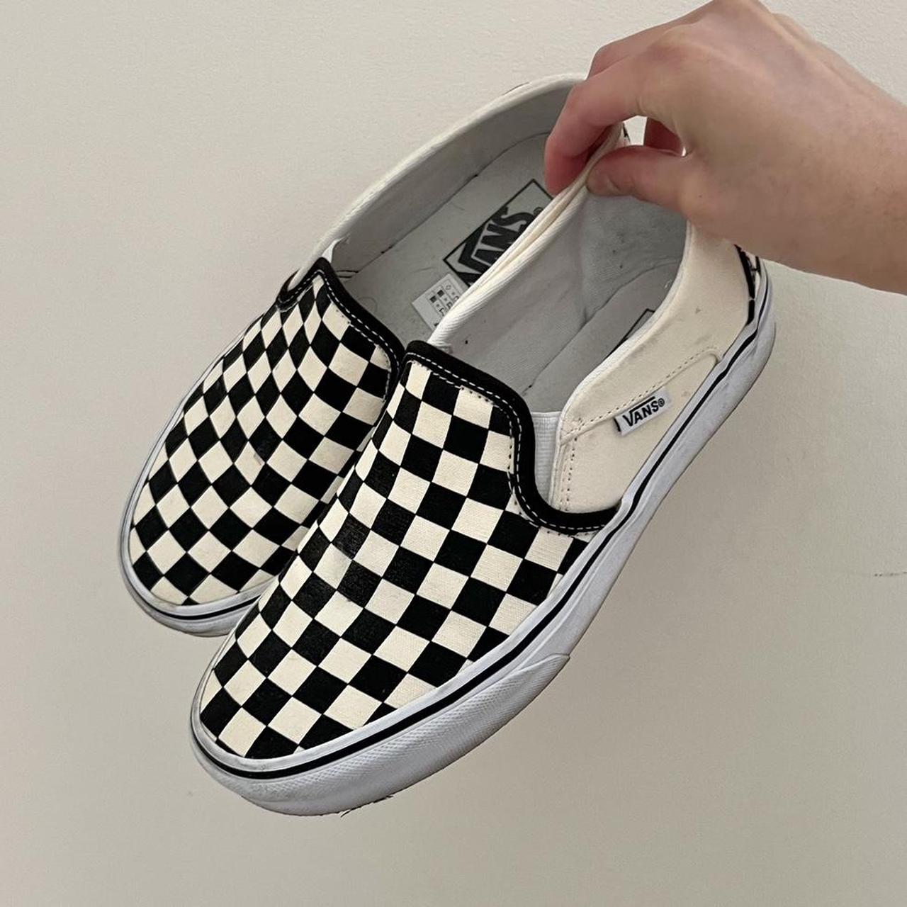 B&w hotsell checkered vans