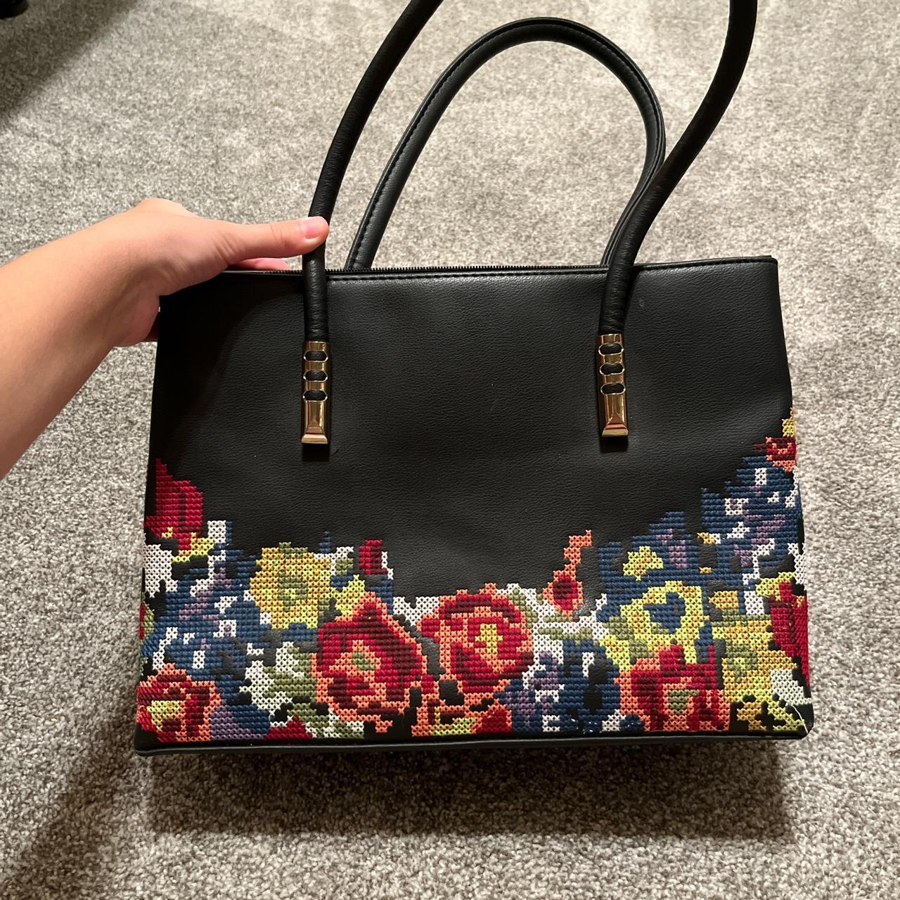 Kate spade black floral on sale purse