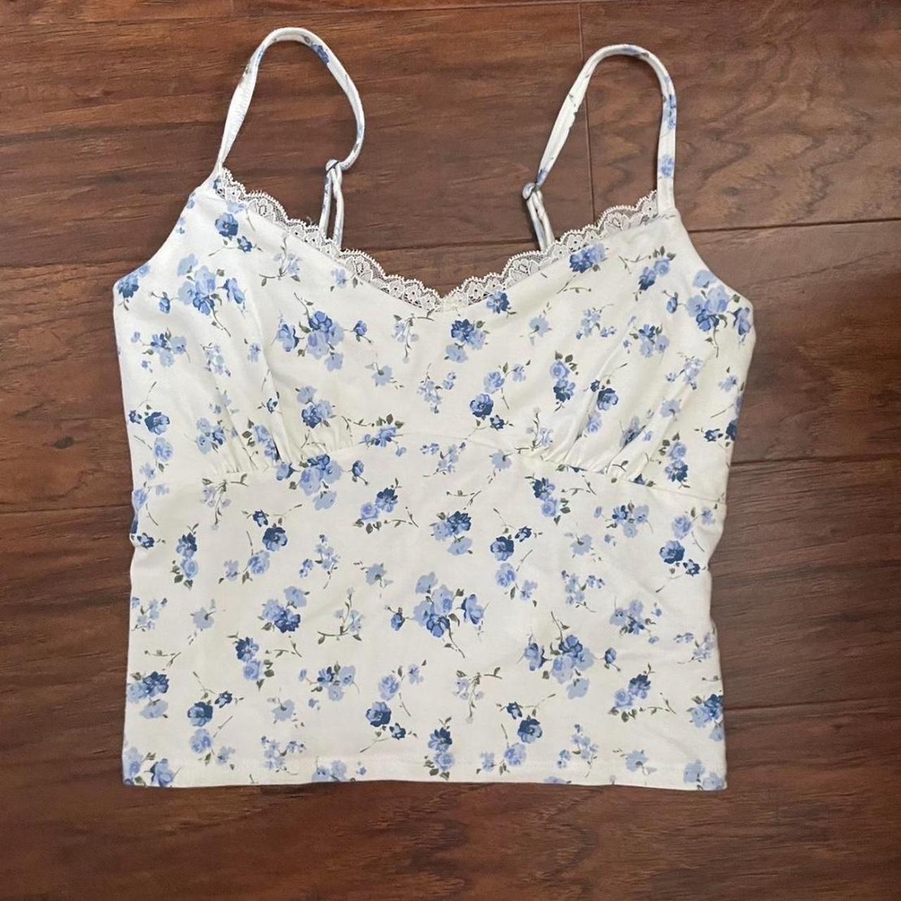 hollister floral tank top, perfect babydoll fit,