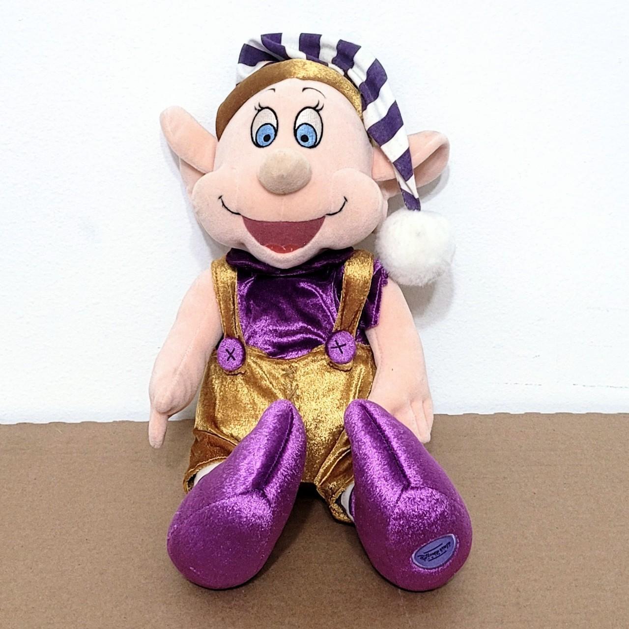 Dopey deals stuffed animal