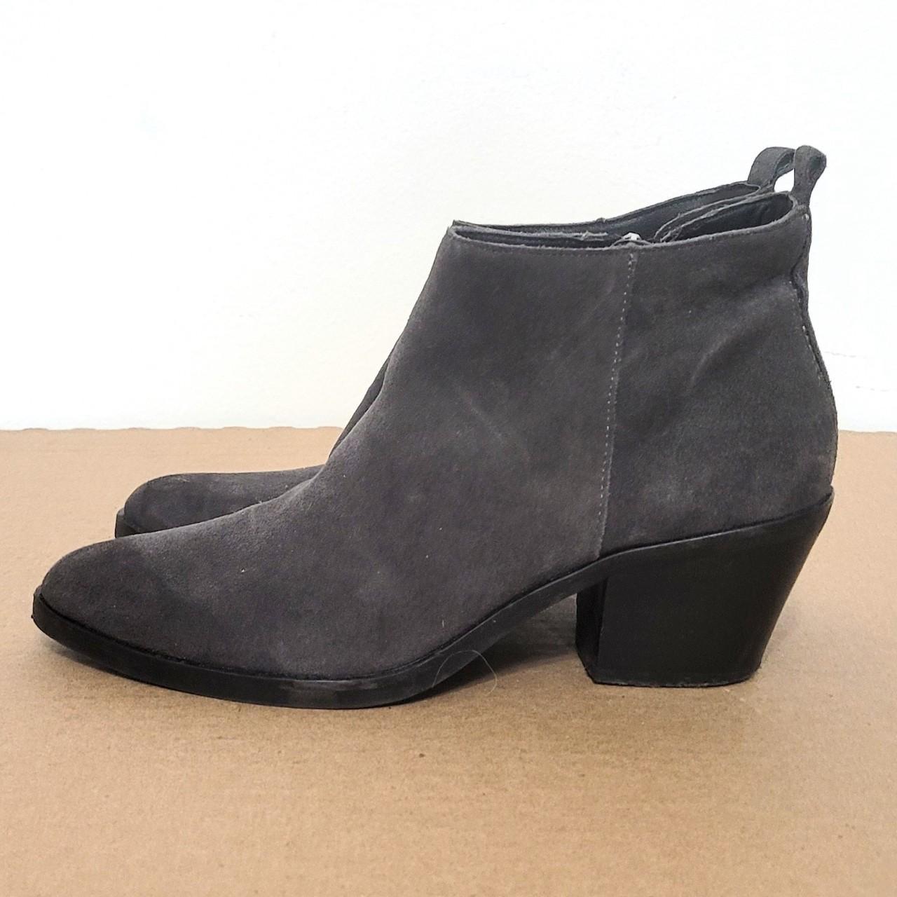 Dolce vita outlet gray suede booties