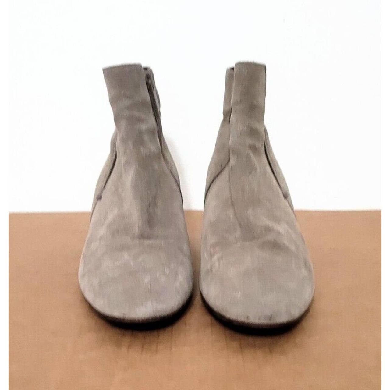 Aquatalia Faylynn Weatherproof Taupe Pebbled Suede Depop