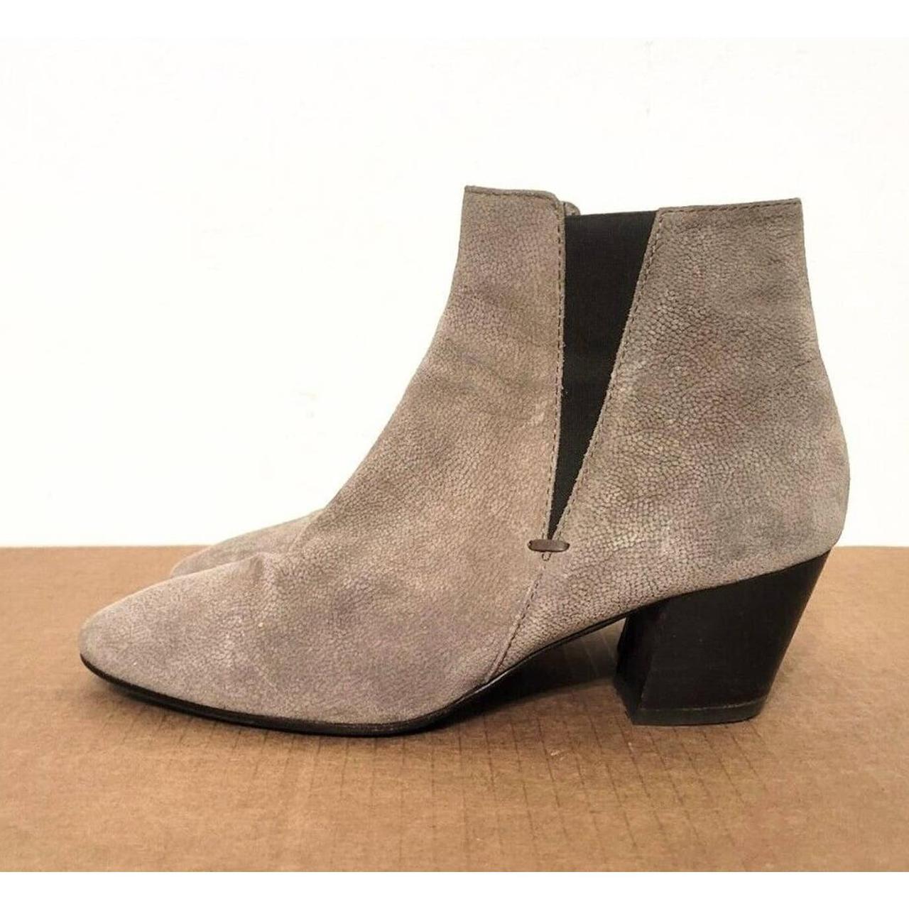 Aquatalia Faylynn Weatherproof Taupe Pebbled Suede Depop