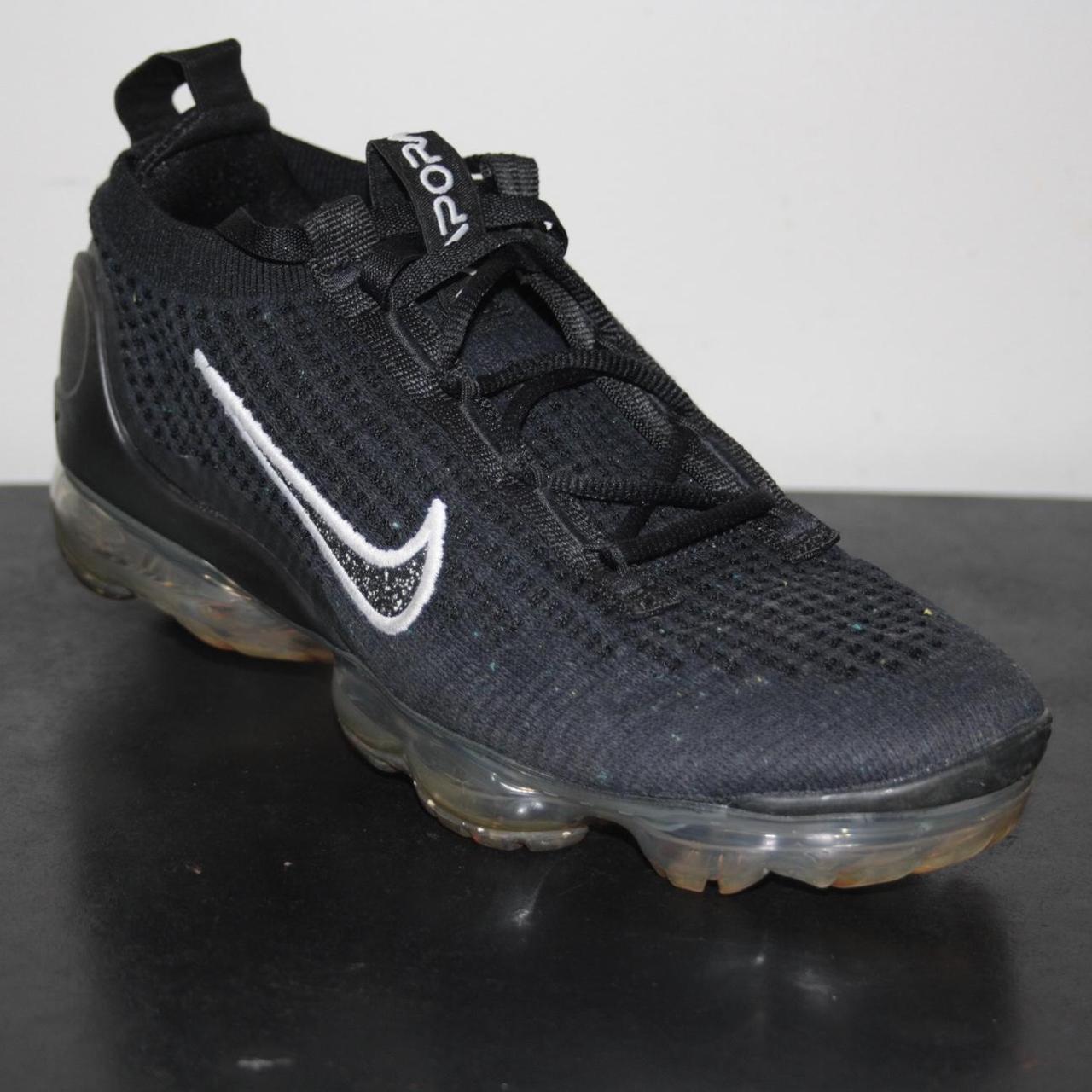 nike air max black womens trainers