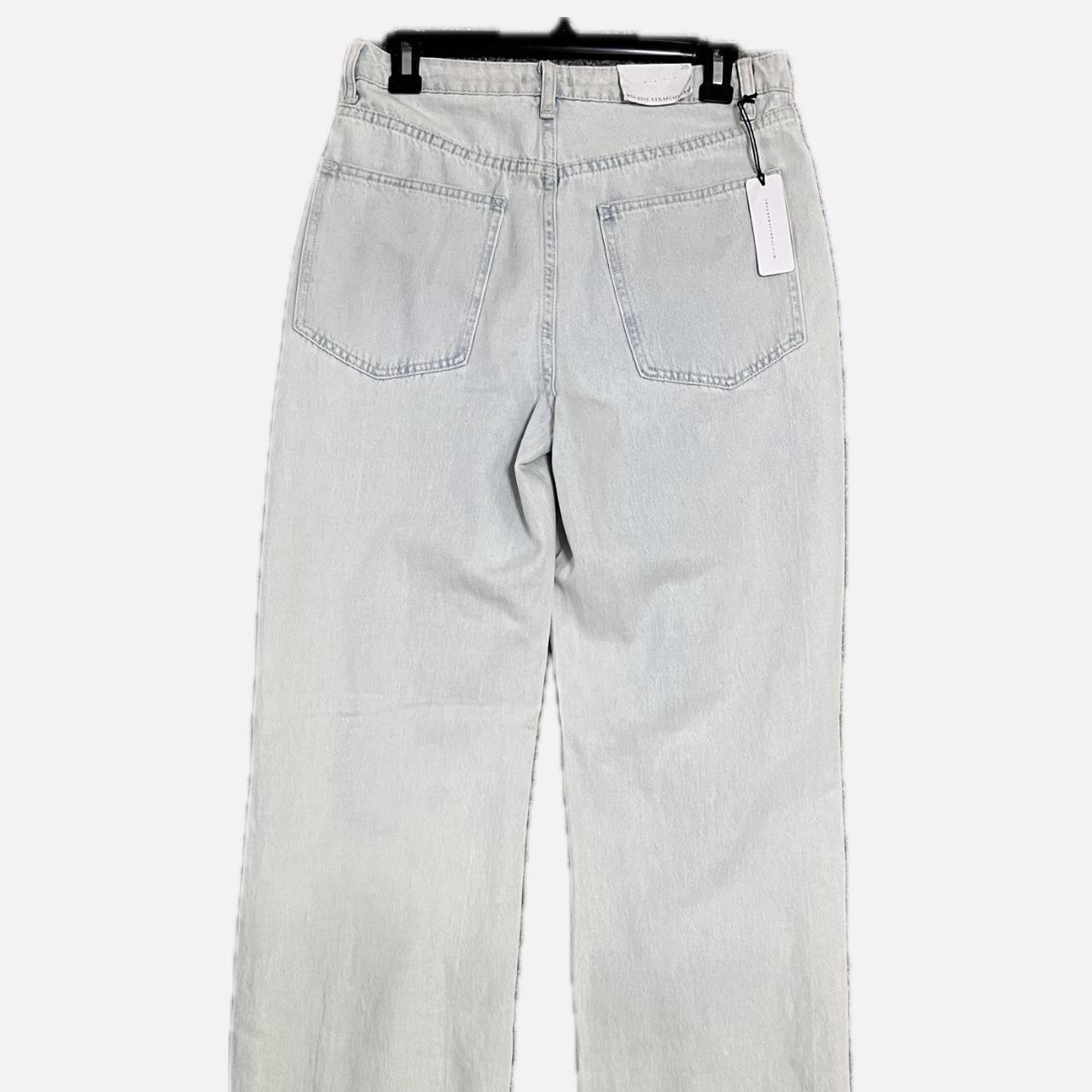 NWT WeWoreWhat Straight store Leg in Light Icy Wash