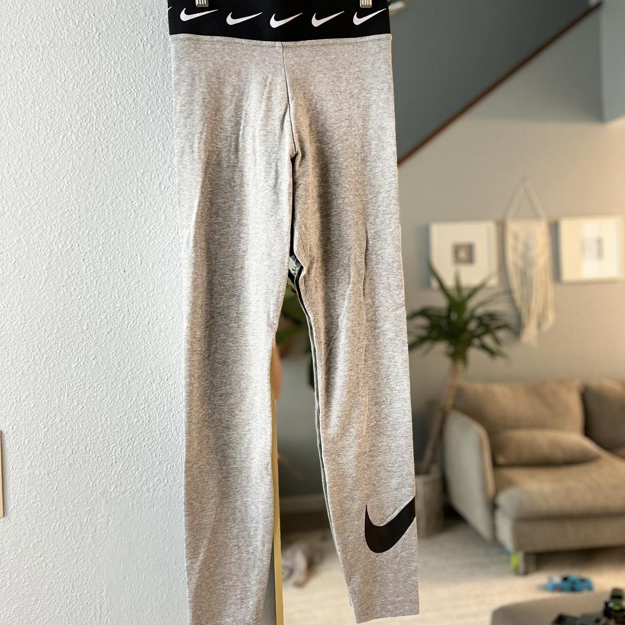 Grey Nike Leggings