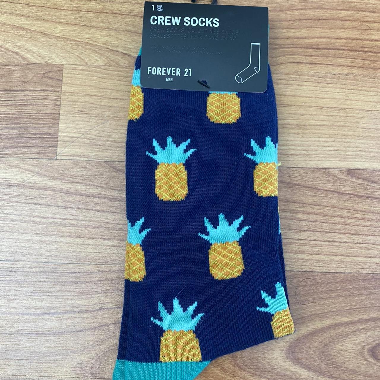 Forever 21 Men's Blue and Yellow Socks Depop