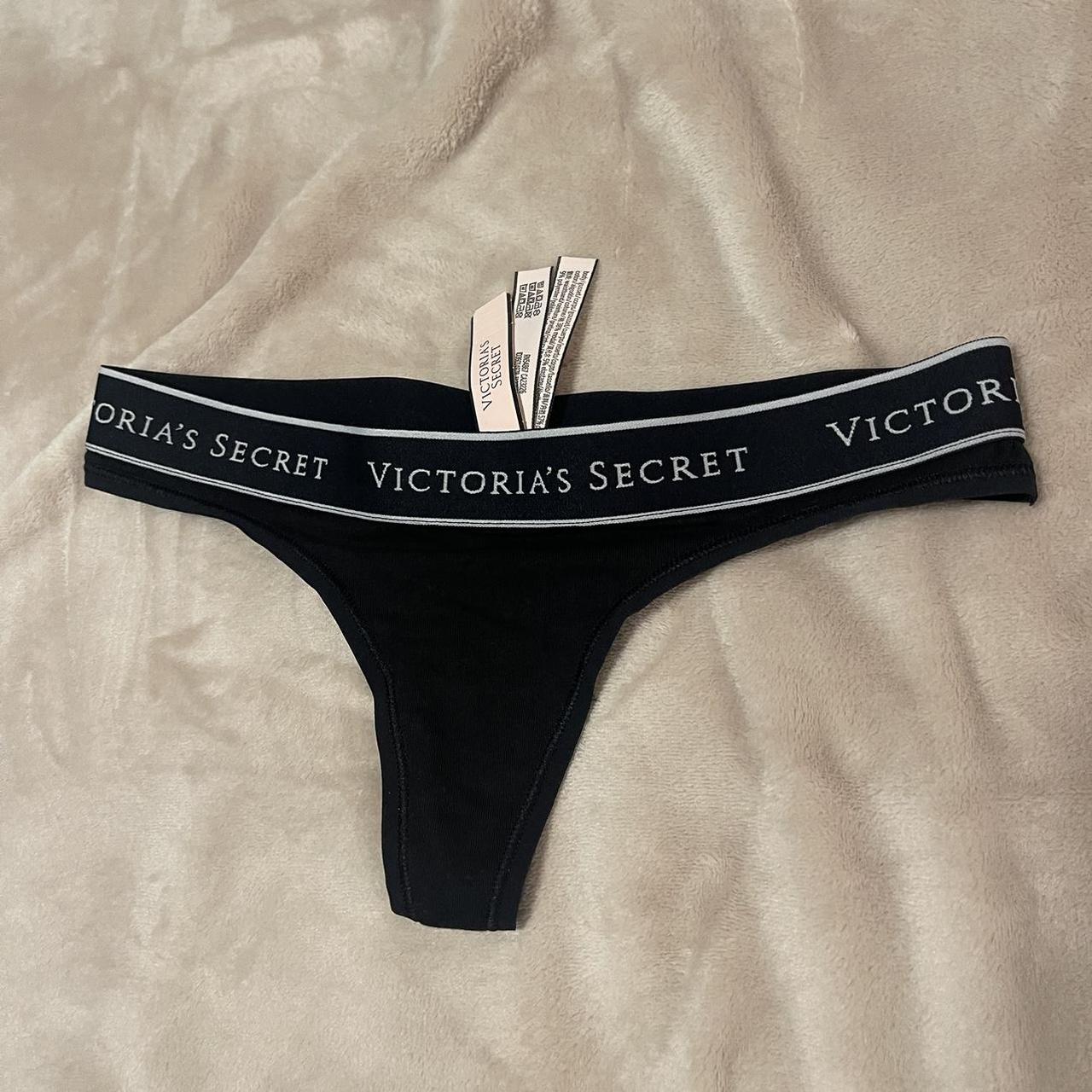 Victoria's Secret Women's Black and White Panties