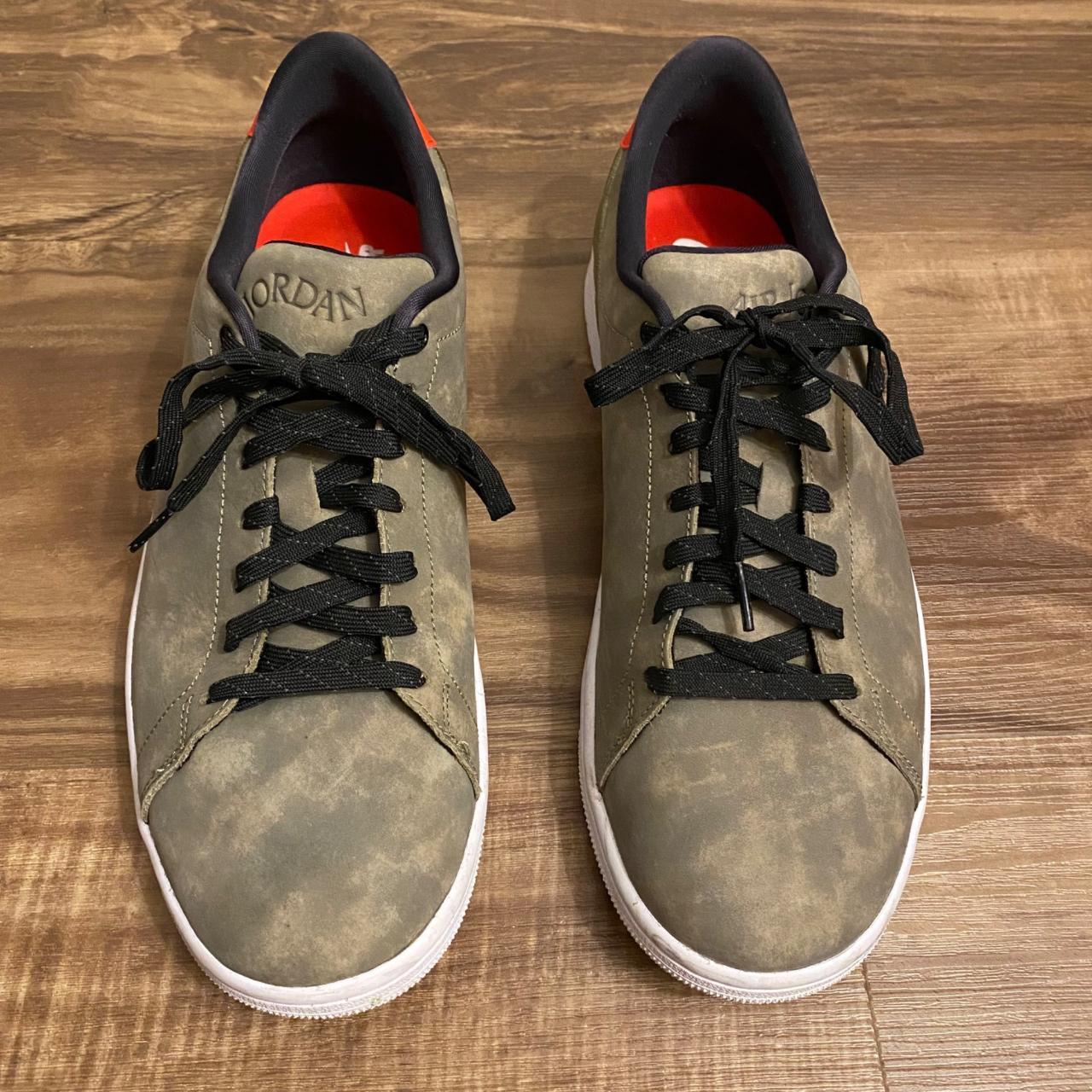 centre court shoe jordan