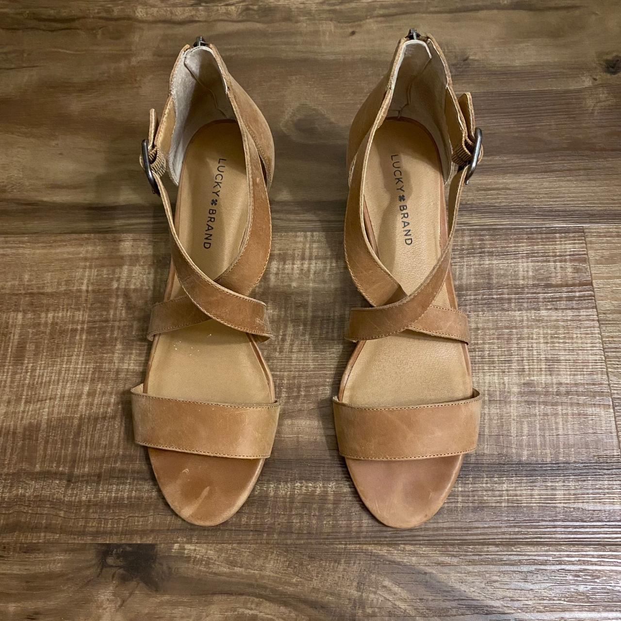 Lucky jenley wedge online sandal