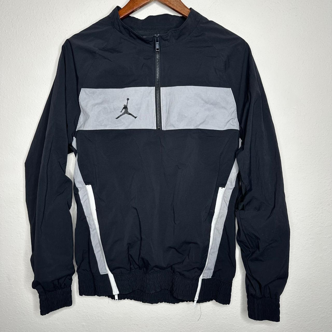 Jordan hotsell air windbreaker