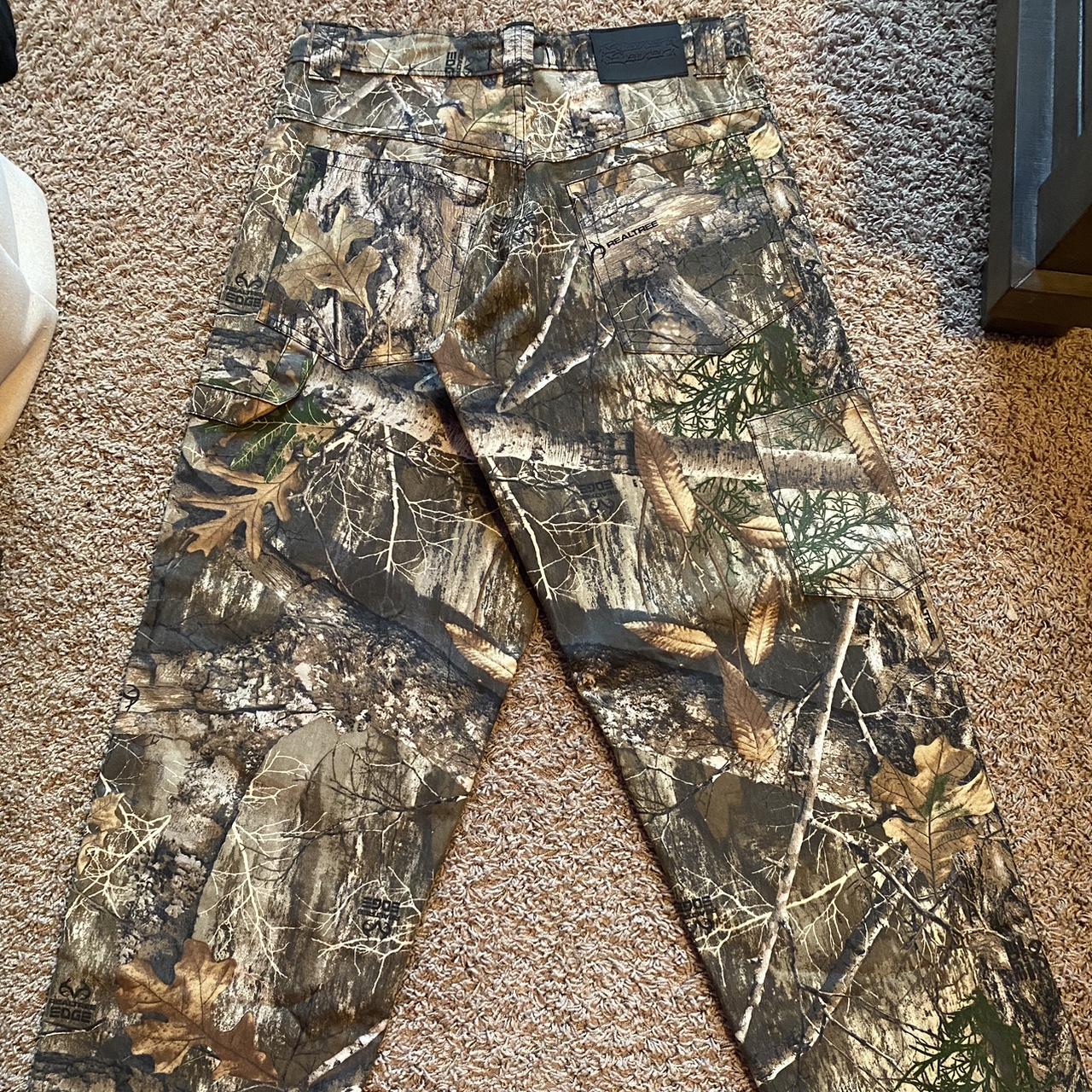 77 denim camo realtree pants brand new never worn... - Depop