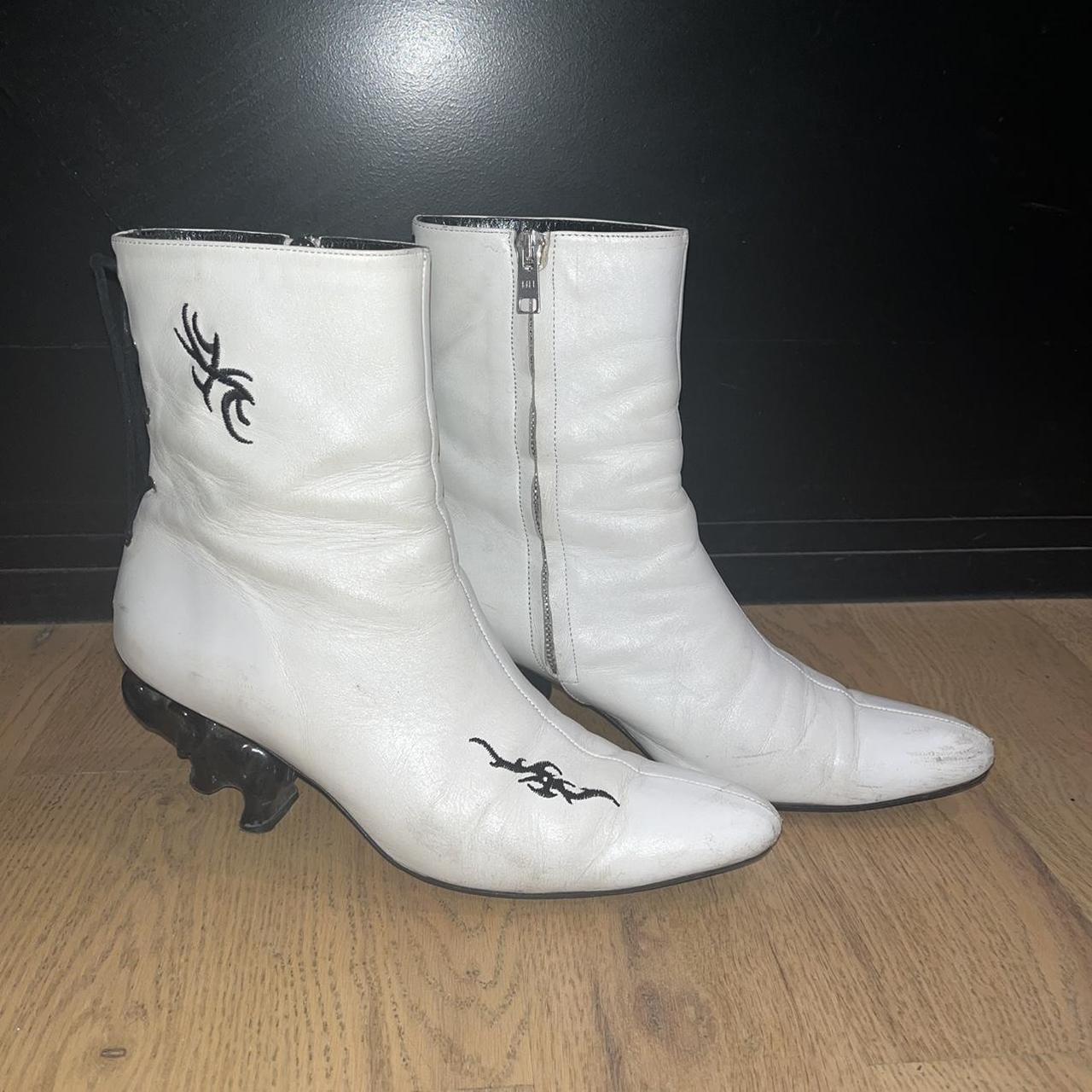 Dorateymur hotsell white boots