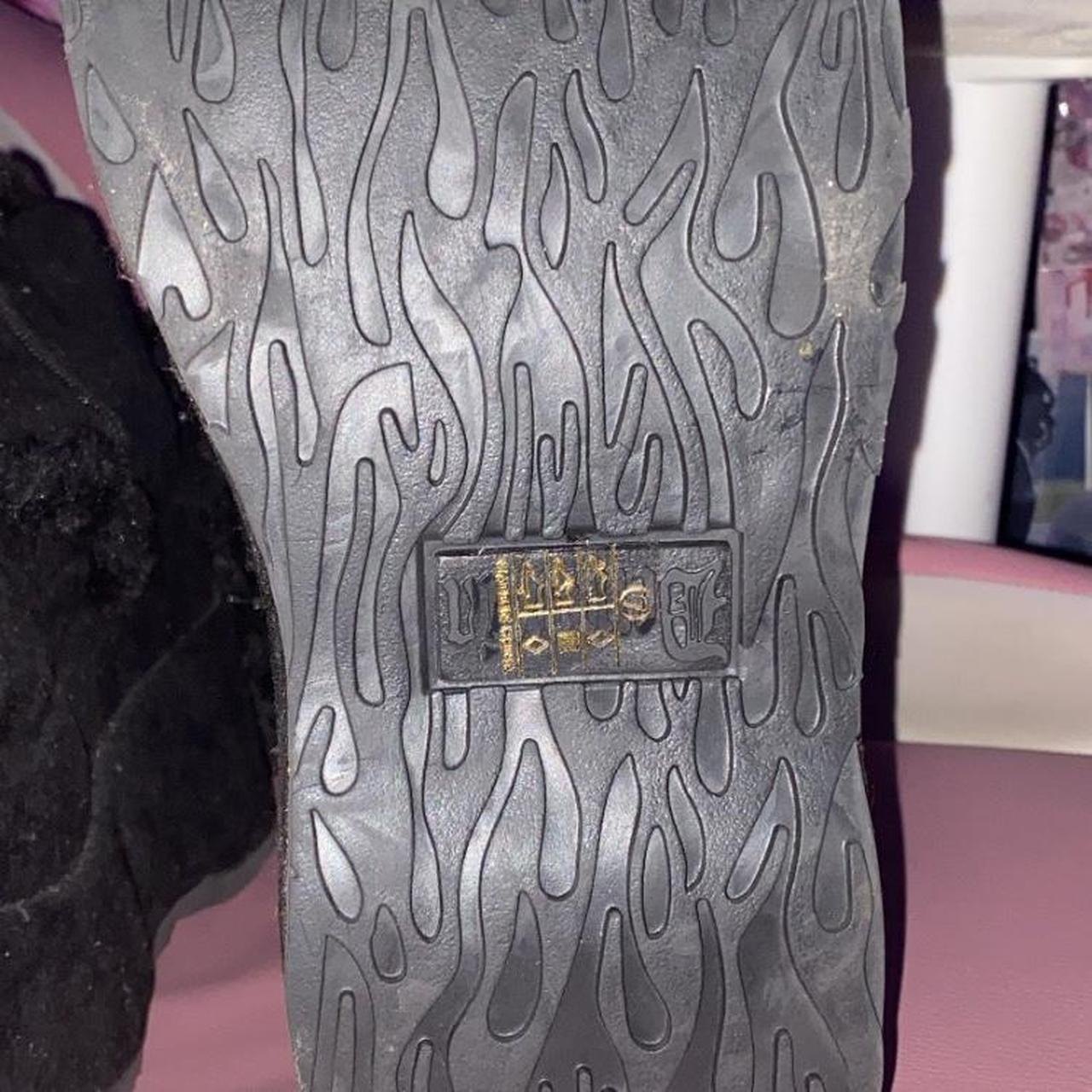 demonia cubby 311 tan