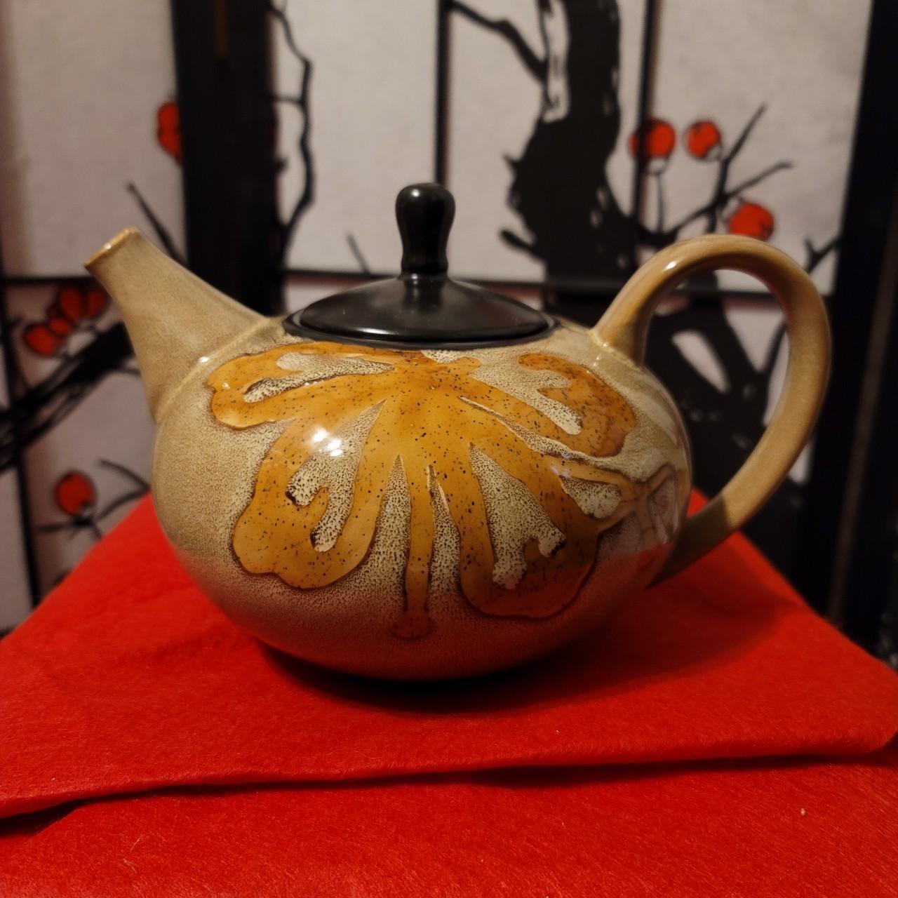 Pier one outlet teapot