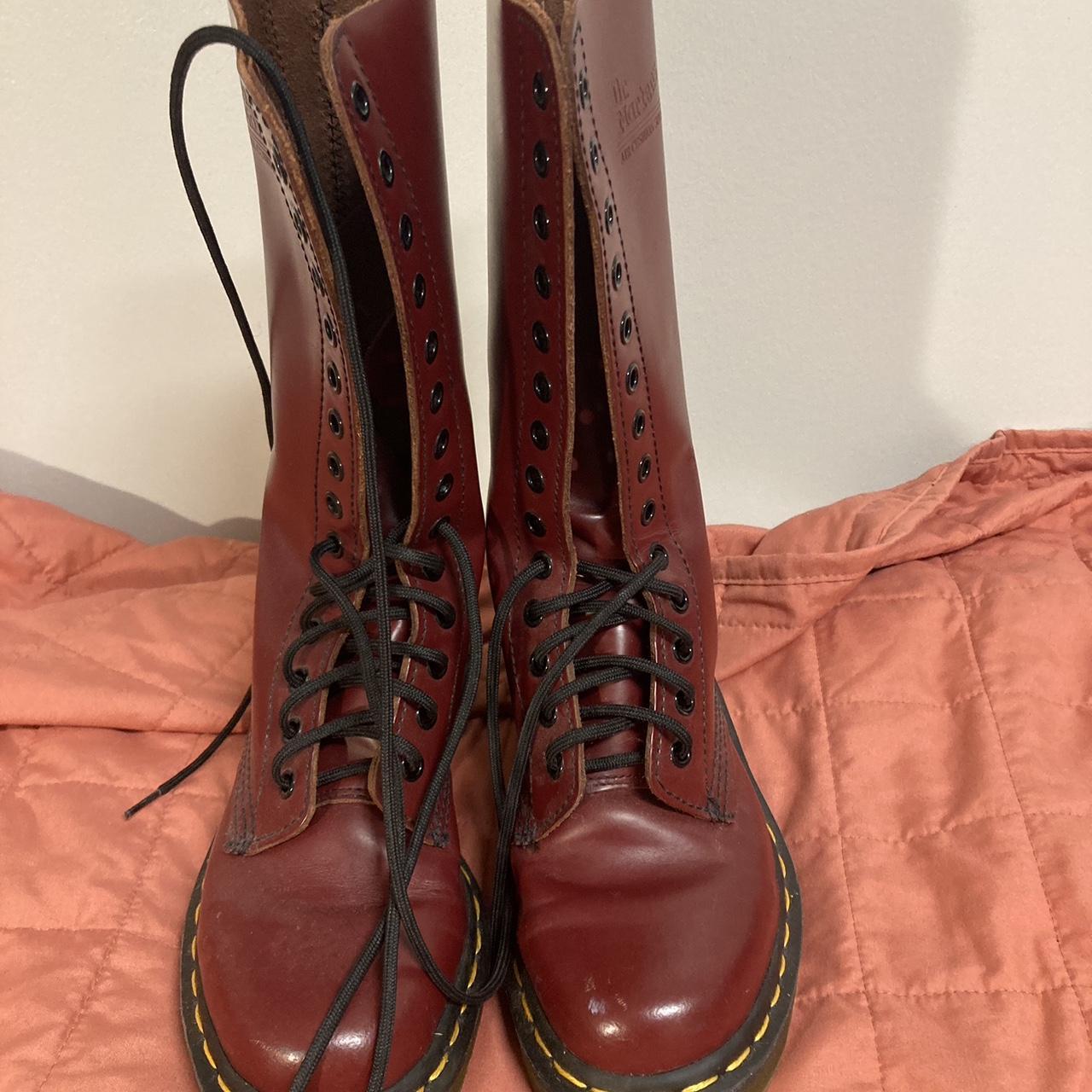 martens 20 eye