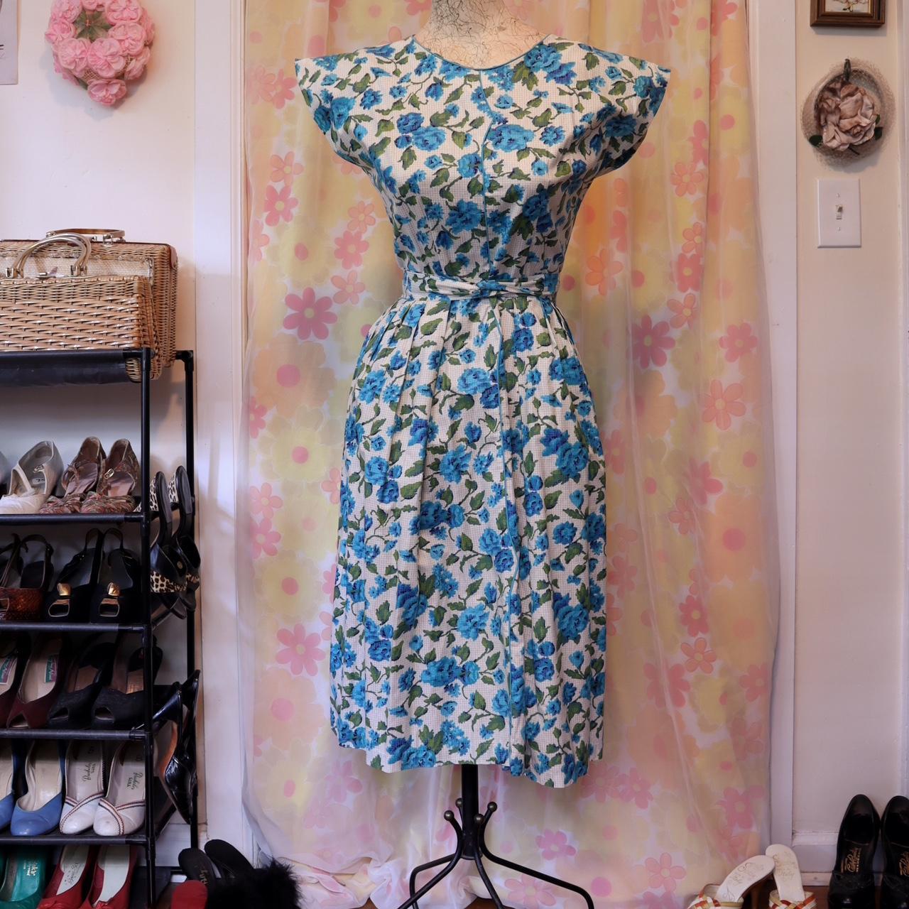 1950s “Swirl” Blue Rose Dress 💙🌹 Everyone loves a... - Depop