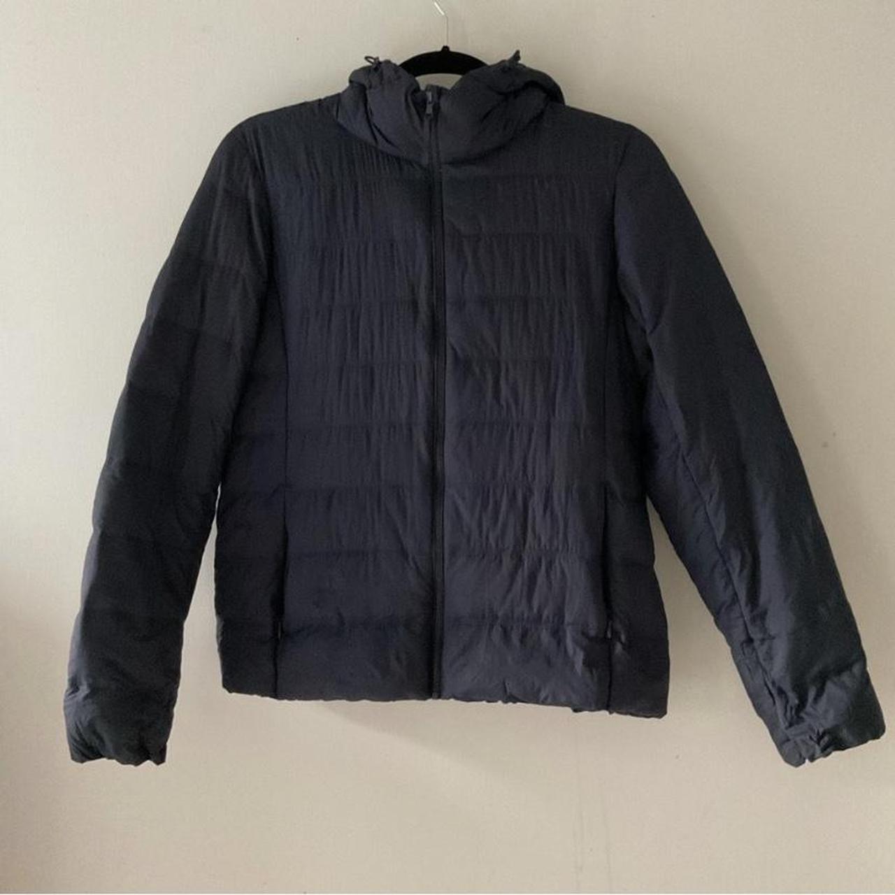 Uniqlo Navy Down Puffer Jacket w drawstring Bag.... - Depop