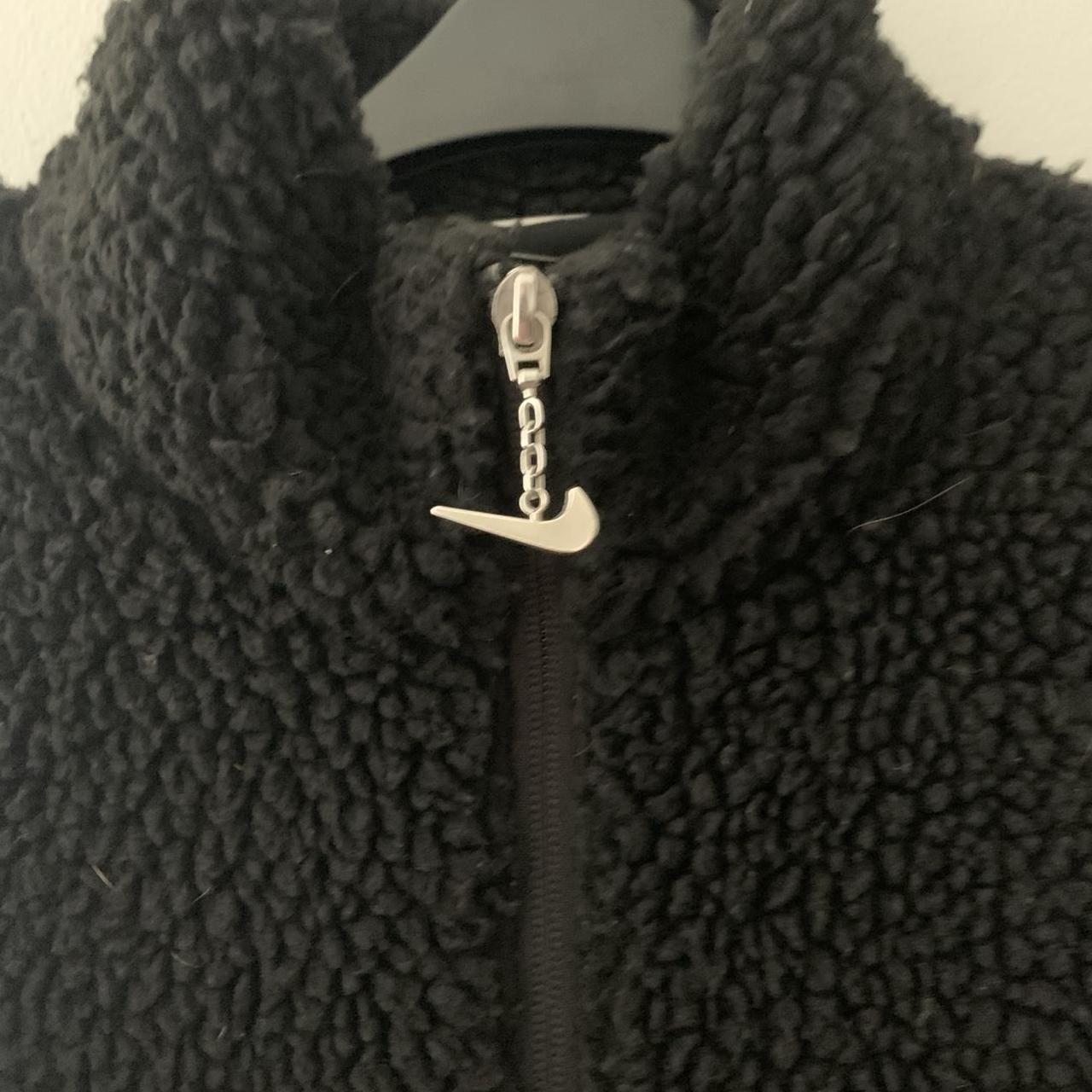 cropped nike fleece
