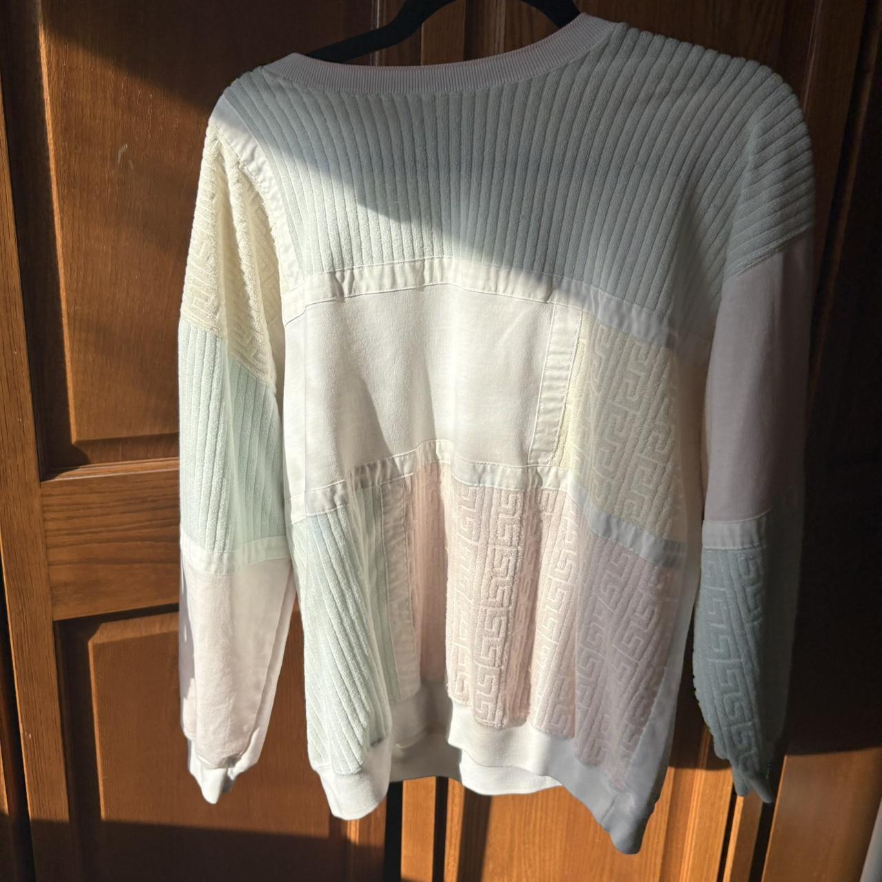item listed by velvetcokeee