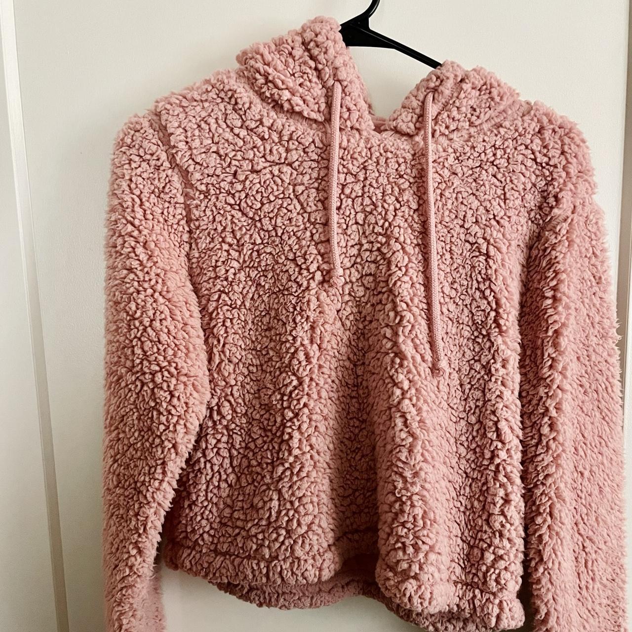 Hollister discount fuzzy hoodie