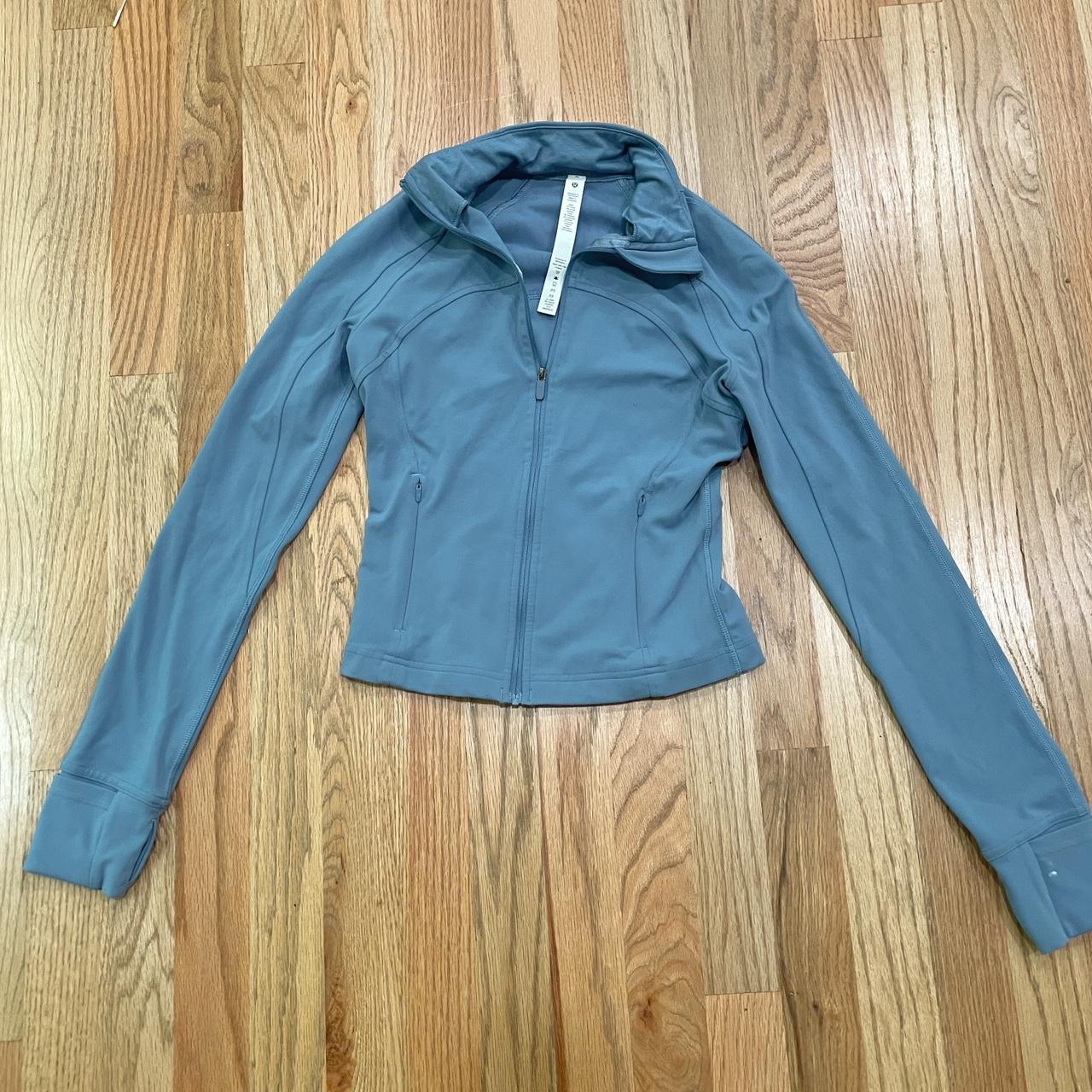 ⋆˚ ˖° lululemon blue and grey cropped zip up not... - Depop