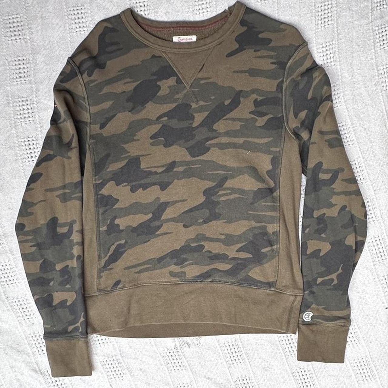 Champion camo crewneck hotsell