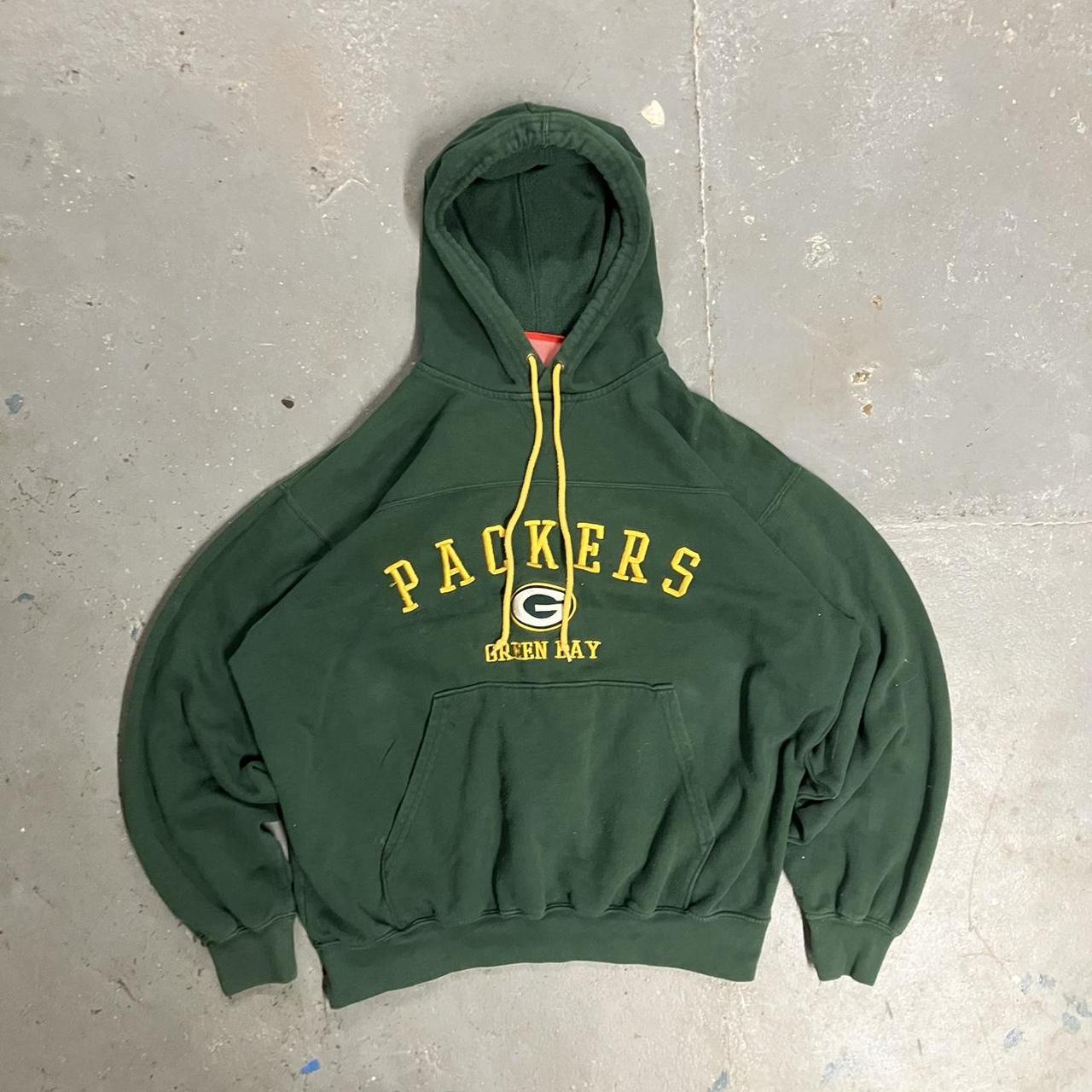 vintage Green Packers hoodie Size: 2XL 26'W 28'L - Depop