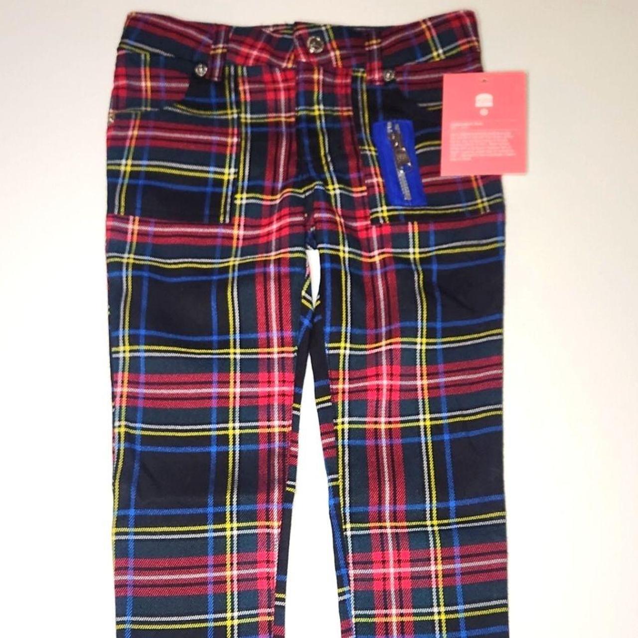 item listed by anneekameron