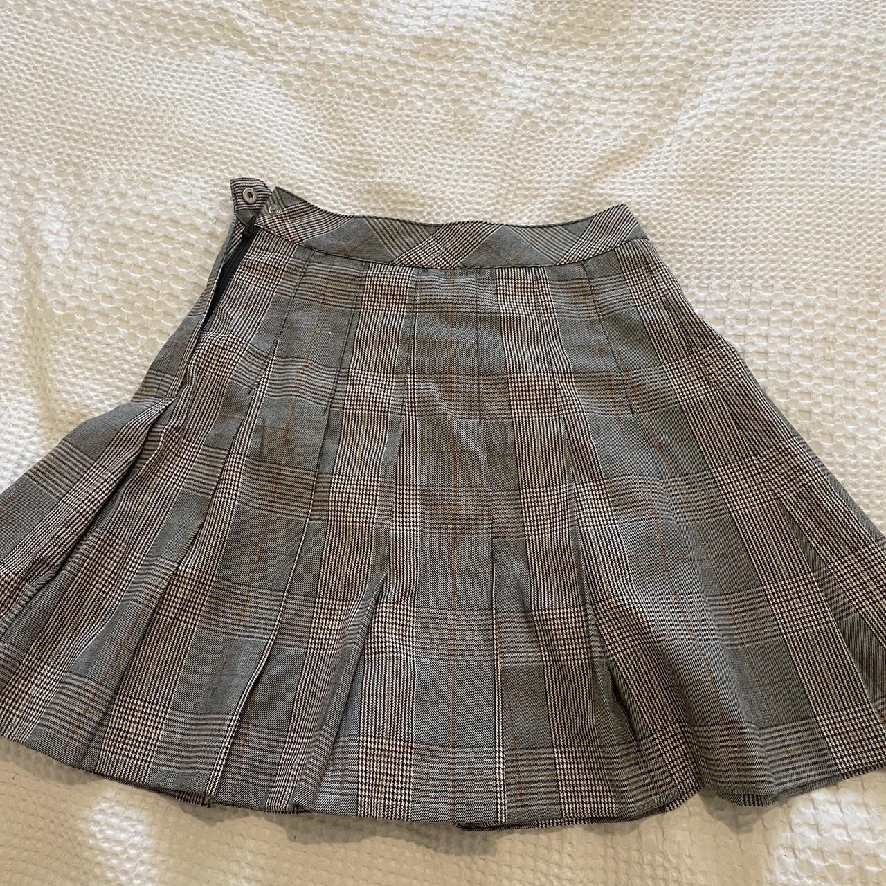 grey divided checkered school girl mini skirt 🩶 -... - Depop