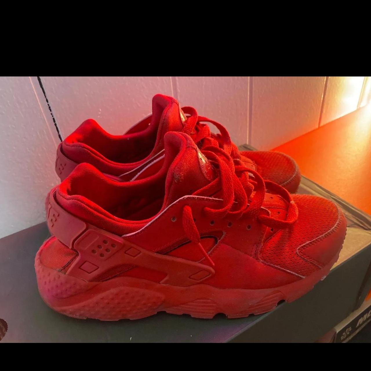 triple red huaraches