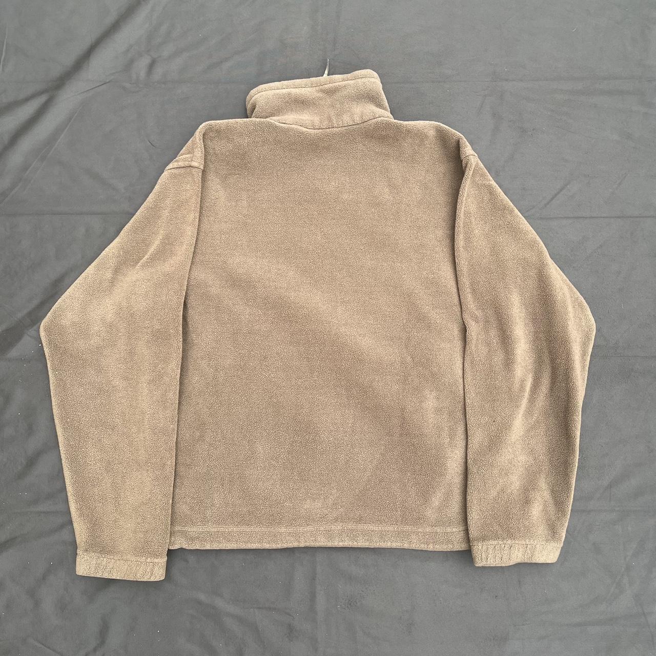 Brown Columbia Fleece Jacket size tag is ripped, but... - Depop