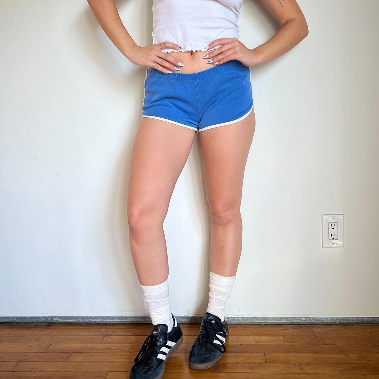XXI Women's Blue and White Shorts (4)