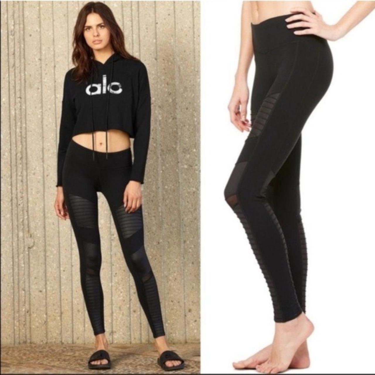 Alo Yoga Black Moto Leggings. Size XS. 87% nylon 13% - Depop